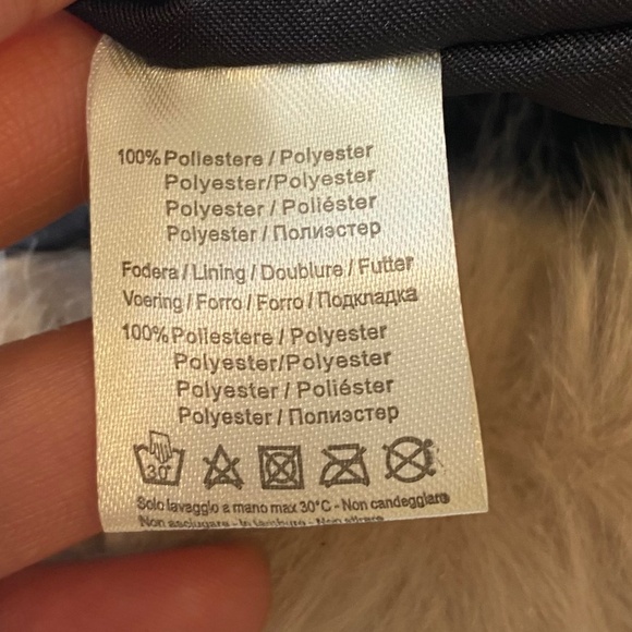 Chic Faux Fur Purse with Ball Clasp Fastening - Picture 4 of 8